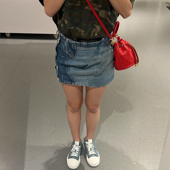 Limited ‼️ Marc Jacobs The Leather Micro Bucket Bag H657L01RE22 - Picture 5 of 12